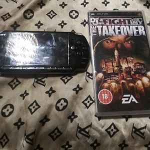 Psp bundle with Def Jam fight for New York the Tak
